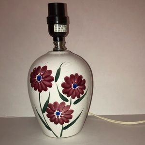 Small floral design ceramic tabletop Lamp